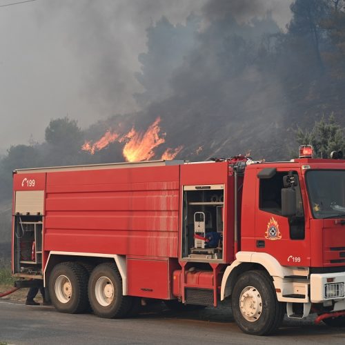 Συναγερμός για φωτιές σήμερα: Δύσκολη μέρα σε πολλές περιοχές