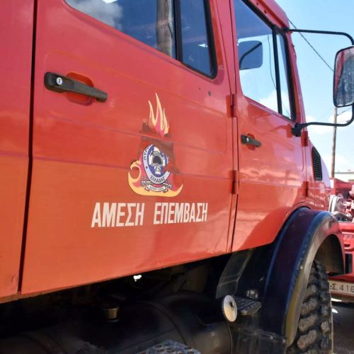 Συναγερμός στην Πυροσβεστική για φωτιά σε όχημα στην Αττική Οδό