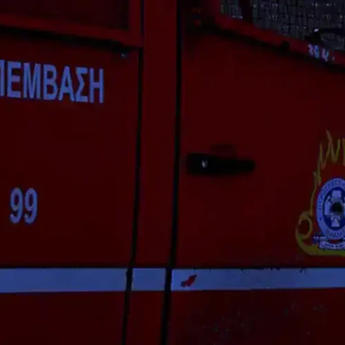 Θρίλερ στην Πάτρα: Δίχρονο κοριτσάκι εγκλωβίστηκε σε ΙΧ με χαλασμένες κλειδαριές