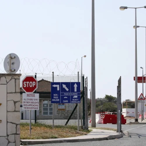 Ιράν χτυπά με drone τη βάση της RAF στο Ακρωτήρι της Κύπρου – Προληπτικά μέτρα από Ηνωμένο Βασίλειο
