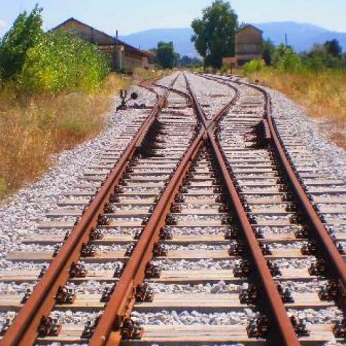 Ημαθία: Τρένο παρέσυρε μαθητή στην Αλεξάνδρεια