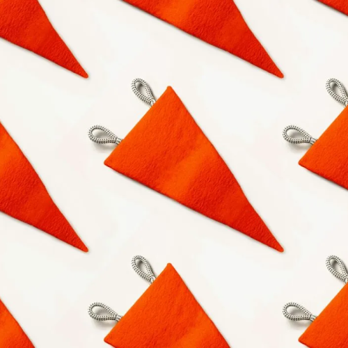 Red flags που προσπερνάμε… και μετά αναρωτιόμαστε «μα πώς φτάσαμε ως εδώ;»