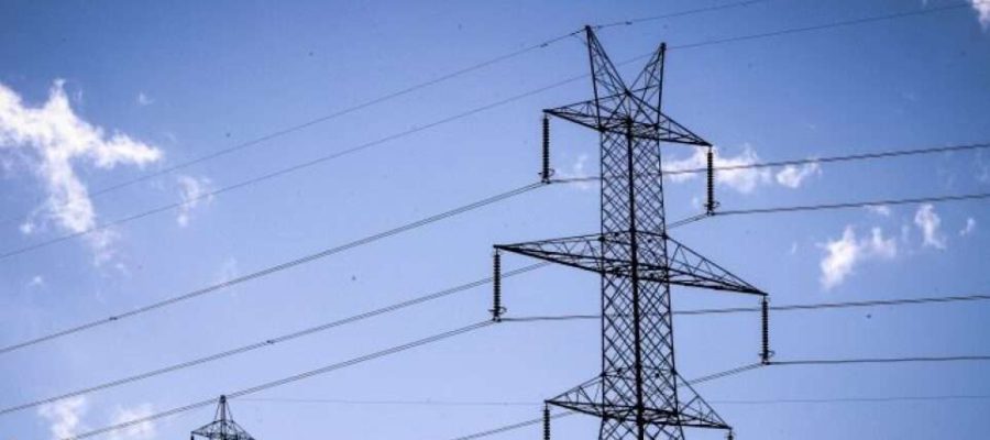 Στα τυφλά η Κύπρος από ξαφνικό μπλακ άουτ: Το τεχνικό σφάλμα στα φωτοβολταϊκά που παρέλυσε το νησί