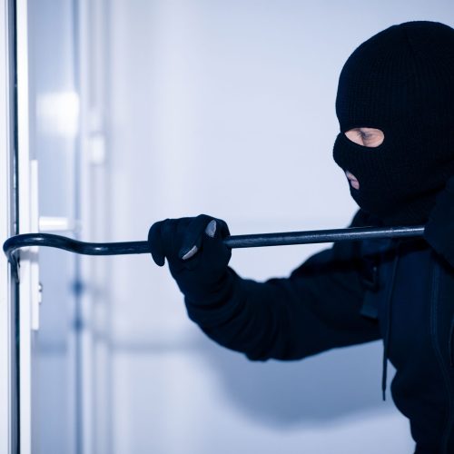 Οργανωμένο χτύπημα – Λήστεψαν πάνω από «5 κατοικίες»