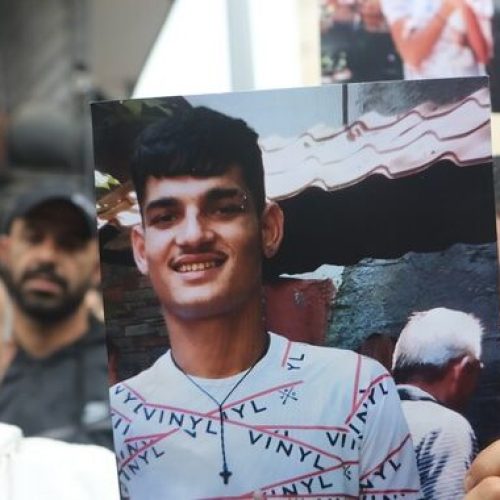 Απολογία του 34χρονου αστυνομικού που κατηγορείται για απόπειρα ανθρωποκτονίας του 16χρονου Ρομά, Παρασκευή 9 Δεκεμβρίου 2022.
(ΒΑΣΙΛΗΣ ΒΕΡΒΕΡΙΔΗΣ/ΜΟΤΙΟΝΤΕΑΜ)