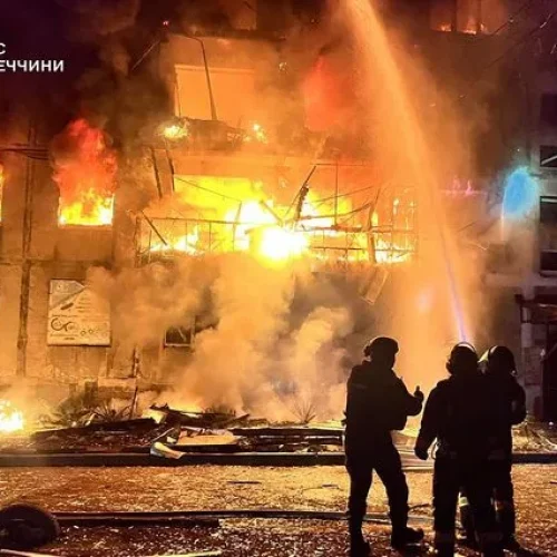 Ρωσία: Αεροδρόμιο Tυλίχθηκε στις Φλόγες από Επίθεση «drones» της Ουκρανίας