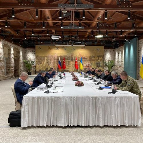 Members of the Ukrainian delegation attend the talks with Russian negotiators, as Russia's attack on Ukraine continues, in Istanbul, Turkey March 29, 2022. Ukrainian Presidential Press Service/Handout via REUTERS ATTENTION EDITORS - THIS IMAGE HAS BEEN SUPPLIED BY A THIRD PARTY.