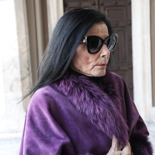 «Συντετριμμένη» η Ζωζώ Σαπουντζάκη από τον θάνατο του συντρόφου της – Πού και πότε θα πραγματοποιηθεί η κηδεία του