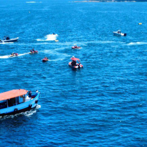 Τραγωδία σε πασίγνωστη παραλία: Συντριβή μικρού αεροσκάφους με έναν νεκρό! (ΕΙΚΟΝΕΣ)