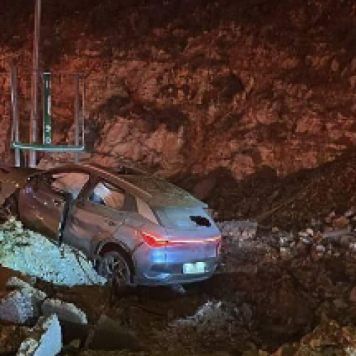 Εικόνες από την Ιερουσαλήμ μετά την ιρανική πυραυλική επίθεση (BINTEO)