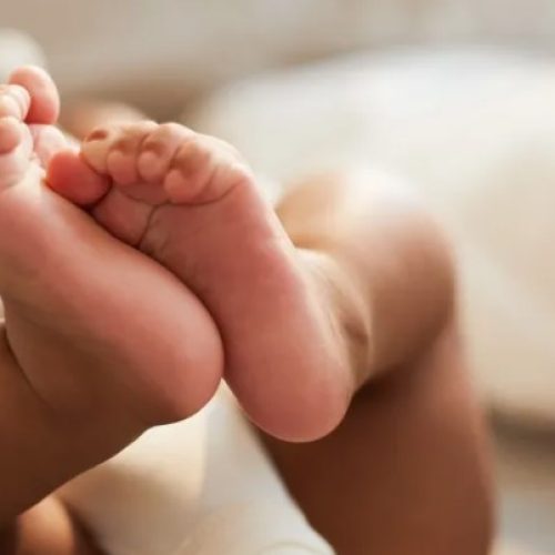 Βρέφος 46 ημερών χρειάζεται άμεση μαγνητική εγκεφάλου και υπάρχει ραντεβού τον Δεκέμβριο