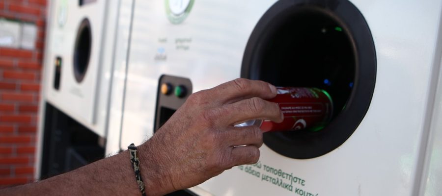 Νέο φαγοπότι 210 εκατομμυρίων με τα σπιτάκια ανακύκλωσης;