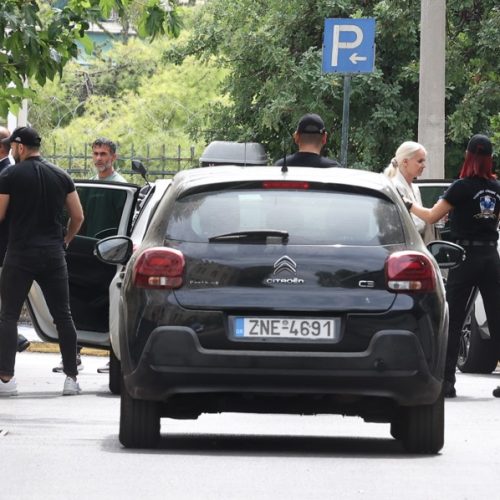 Θάνατος Μαζωνάκη: Στον ανακριτή το ζευγάρι γιατρών