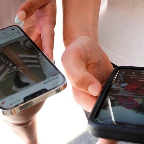 Social media τέλος για τους κάτω των 15 από 1η Ιανουαρίου