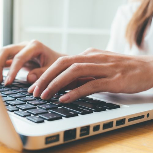 Ανοίγουν σήμερα οι αιτήσεις για το Ειδικό Εποχικό Βοήθημα της ΔΥΠΑ