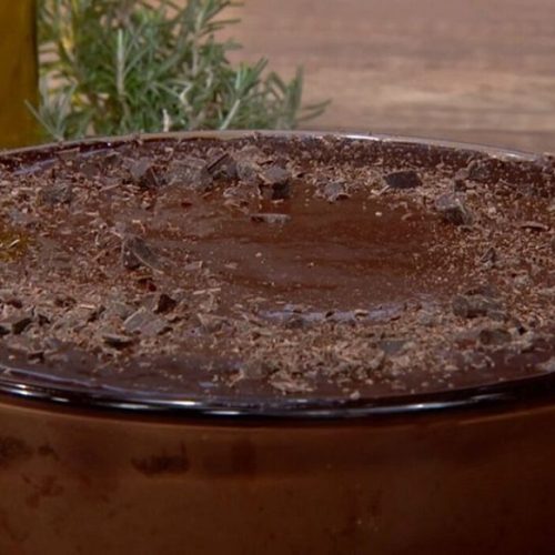 Πλούσια σοκολατόπιτα με ελαιόλαδο, κατάλληλη και για νηστεία