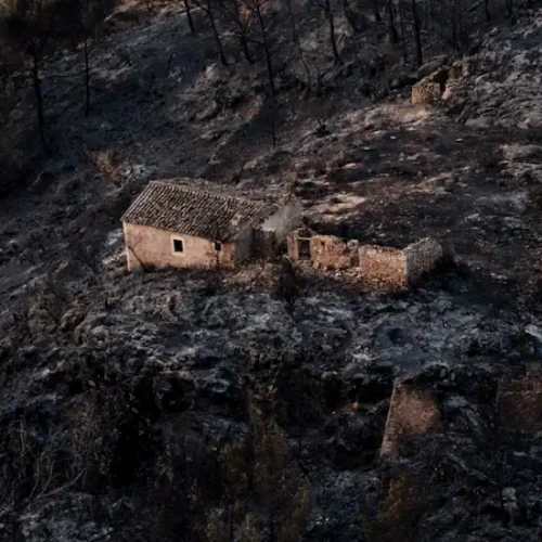Ισπανία: Αναγνωρίστηκαν οι 13 νεκροί της φονικής πυρκαγιάς – Οι 12 ήταν ξένοι