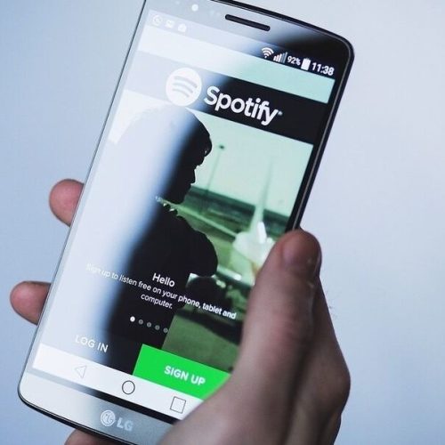 «Έπεσε» το Spotify – Τί «συμβαίνει»