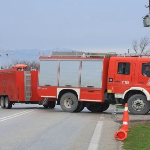 Θεσσαλονίκη: Σε εξέλιξη πυρκαγιά σε οικία στο Ασβεστοχώρι