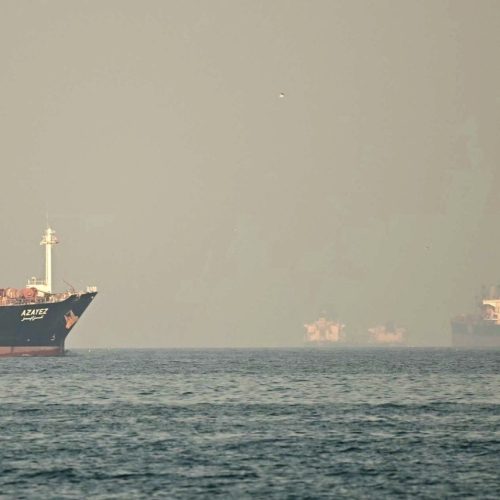 Δεξαμενόπλοιο μεταφοράς LNG δέχτηκε επίθεση στα Στενά του Ορμούζ
