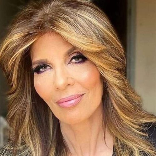 Κ.Στανίση: «Ήμασταν 18 κοπέλες τραγουδίστριες σε ένα μαγαζί και ένας άντρας»