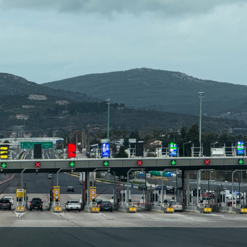 Καθαρά Δευτέρα: Σε ισχύ έκτακτα μέτρα της Ελληνική Αστυνομία για το τριήμερο – Πού απαγορεύονται τα φορτηγά