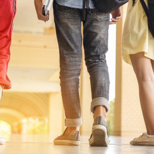 Ελλάδα και Κύπρος ενώνουν δυνάμεις κατά της ενδοσχολικής βίας – Διακρατικό συνέδριο στις 6 Μαρτίου