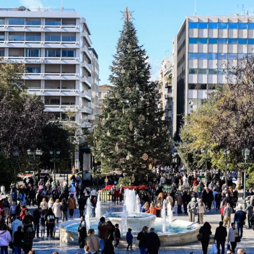 Καιρός – Ραγδαία αλλαγή μέχρι τα Χριστούγεννα: Από την άνοιξη στις κακοκαιρίες με βροχές και χιόνια