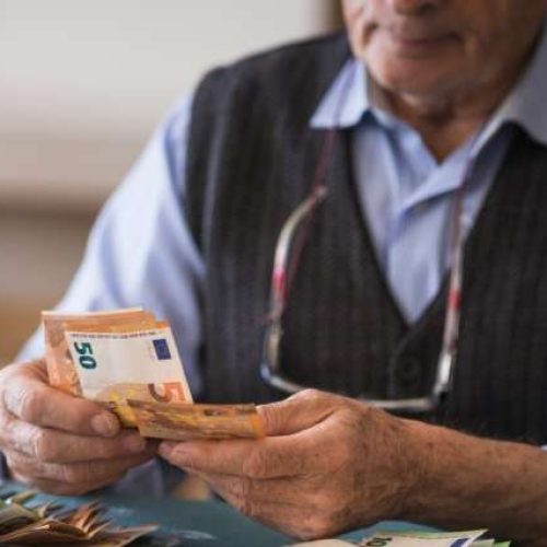 Συντάξεις Ιουνίου: Πότε «ΘΑ ΠΛΗΡΩΘΟΥΝ» οι δικαιούχοι