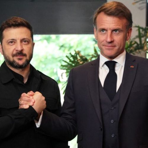 Ο Ζελένσκι λέει ότι συζήτησε προμήθειες πυραύλων και εκπαίδευση πιλότων Mirage με τον Μακρόν