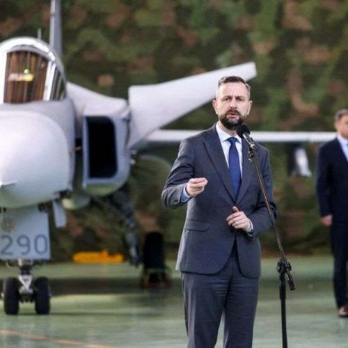 Η Πολωνία θέλει να δαπανήσει το 5% του ΑΕΠ για την άμυνα το 2026