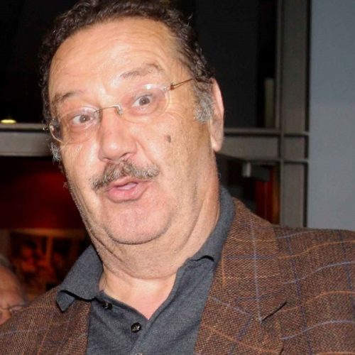 Τάσος Κωστής: «Το μόνο που δεν μπορώ να ακούσω είναι η λέξη “χημειοθεραπεία”»