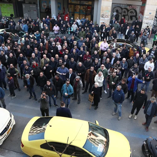 Ταξί σε αναβρασμό – καμία συμφωνία στο Μαξίμου