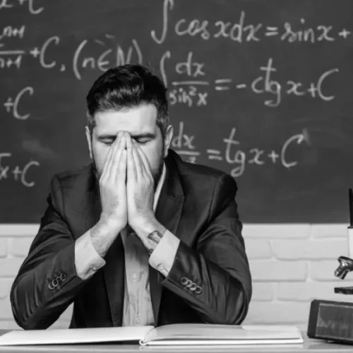 Αναπληρωτές εκπαιδευτικοί: Από ποιους πίνακες και πόσοι θα προσληφθούν τη νέα σχολική χρονιά