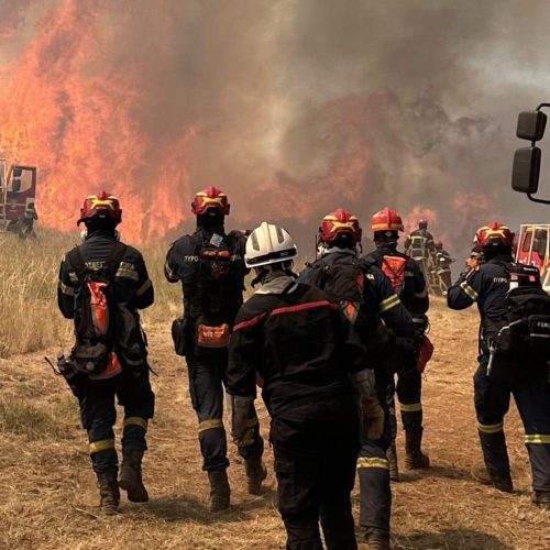 Ελληνες πυροσβέστες στα πύρινα μέτωπα της Νότιας Γαλλίας
