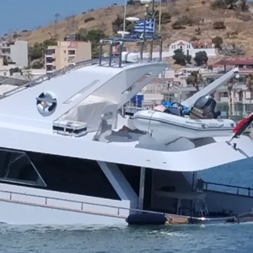 Σαλαμίνα: Βυθίστηκε ιδιωτικό σκάφος – Στο σημείο το Λιμενικό