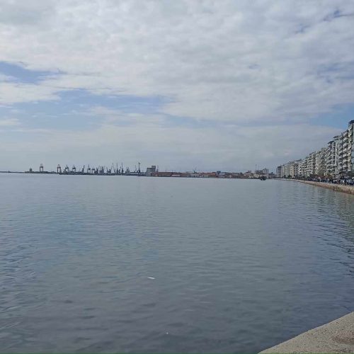 Θεσσαλονίκη: Εντοπίστηκε νάρκη στον βυθό του Θερμαϊκού