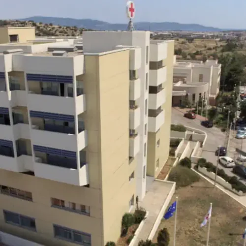 Θριάσιο: Καταγγελίες για αγρίους προπηλακισμούς γιατρών και βανδαλισμοί από συνοδούς ασθενών