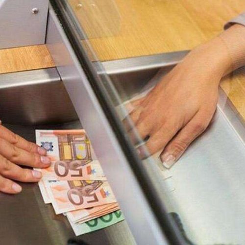 Κοινοί λογαριασμοί: Οι «παγίδες» της εφορίας στις μεταφορές χρημάτων – Τι πρέπει να προσέχετε