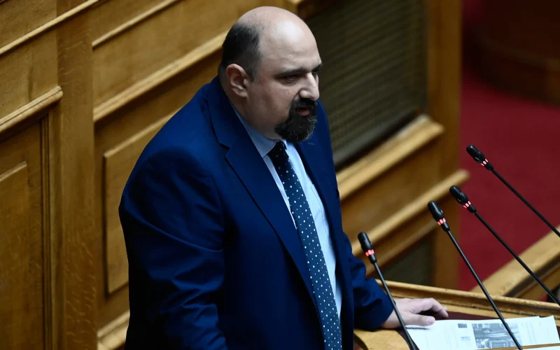 Τέμπη: Αντίστροφη μέτρηση για τη δίκη Τριαντόπουλου