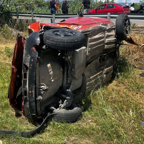 «ΣΟΚΑΡΙΣΤΙΚΟ ΤΡΟΧΑΙΟ» με τραυματίες στο Αγρίνιο – «ΣΜΠΑΡΑΛΙΑ» ΙΧ αυτοκίνητο