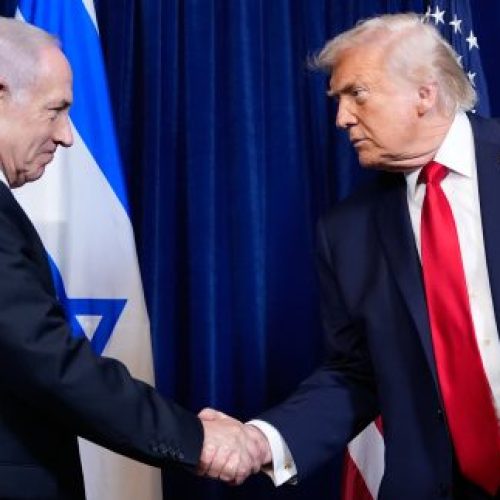 Το Ιράν αναφέρει ότι πιθανές συμφωνίες για την ενέργεια, την εξόρυξη και τα αεροσκάφη βρίσκονται στο τραπέζι των συνομιλιών με τις ΗΠΑ