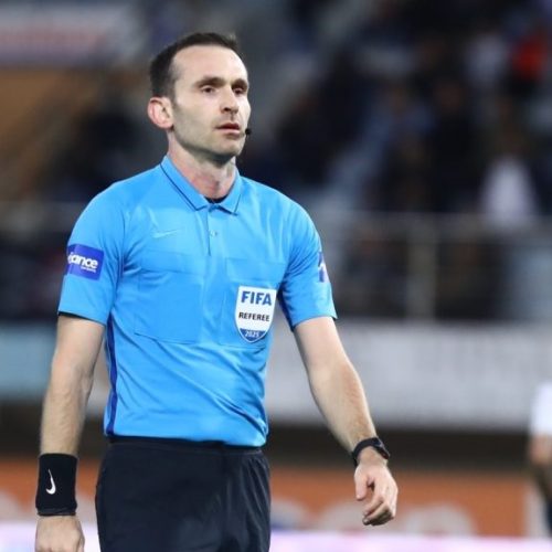 Ο Αλέξανδρος Τσακαλίδης «σφυρίζει» στον τελικό του Super Cup