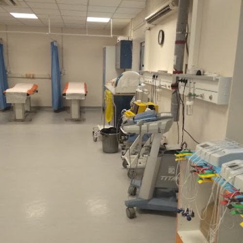 ΜΑΥΡΟ ΠΑΣΧΑ ΣΤΑ ΕΠΕΙΓΟΝΤΑ: «Βούλιαξαν» τα νοσοκομεία της Λάρισας από το φαγητό και το αλκοόλ – Τι έπαθαν οι Λαρισαίοι!