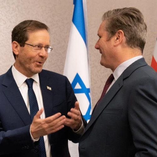 Οι βουλευτές του Εργατικού Κόμματος προτρέπουν τον Κίρ Στάρμερ να «μην συναντηθεί» με τον Ισραηλινό πρόεδρο