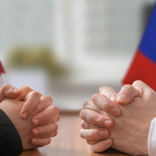 Επαναφορά διαλόγου ΗΠΑ – Ρωσία