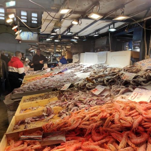 ΝΗΣΤΕΙΑ ΓΙΑ ΛΙΓΟΥΣ: Στα 30 ευρώ το κιλό η νηστεία! – «Φωτιά» οι τιμές στα θαλασσινά λίγο πριν την Ανάσταση