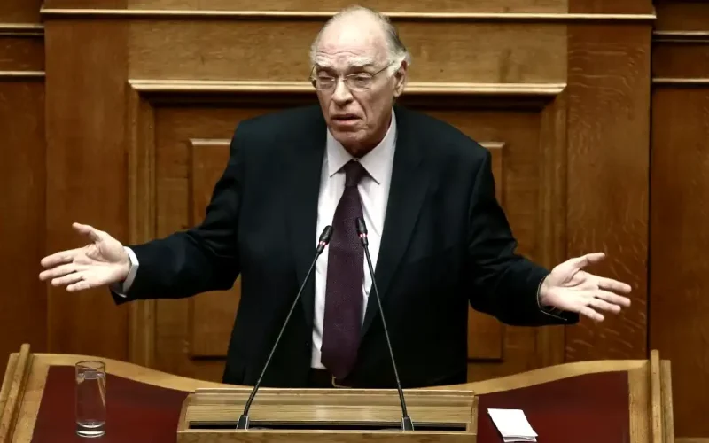 Πέθανε ο Βασίλης Λεβέντης σε ηλικία 75 ετών