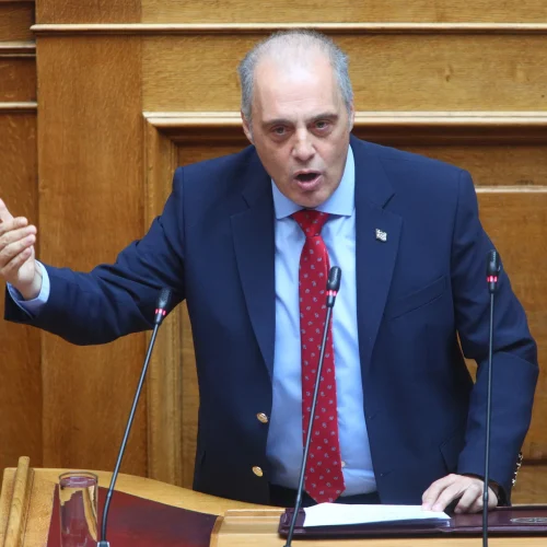 Βουλή – Κ. Βελόπουλος: «Κύριοι της Νέας Δημοκρατίας έχετε αποτύχει – Σταματήστε να λέτε ψέματα!»