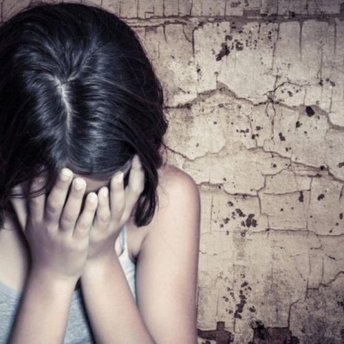 ΣΟΚ ΣΤΗ ΘΕΣΣΑΛΟΝΙΚΗ: 38χρονος έπεισε 13χρονη «να κλεφτεί» μαζί του – Προσπάθησε να ασελγήσει στην ανήλικη